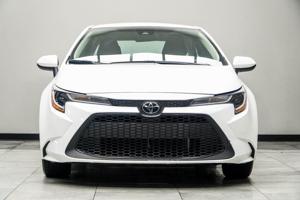 2022 Toyota Corolla LE photo 5