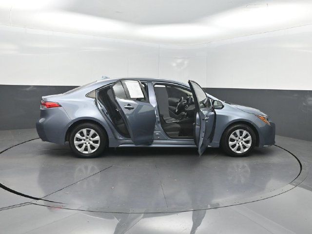 2022 Toyota Corolla LE CVT - 23080654 - 30