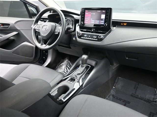 2022 Toyota Corolla LE CVT - 22945491 - 17