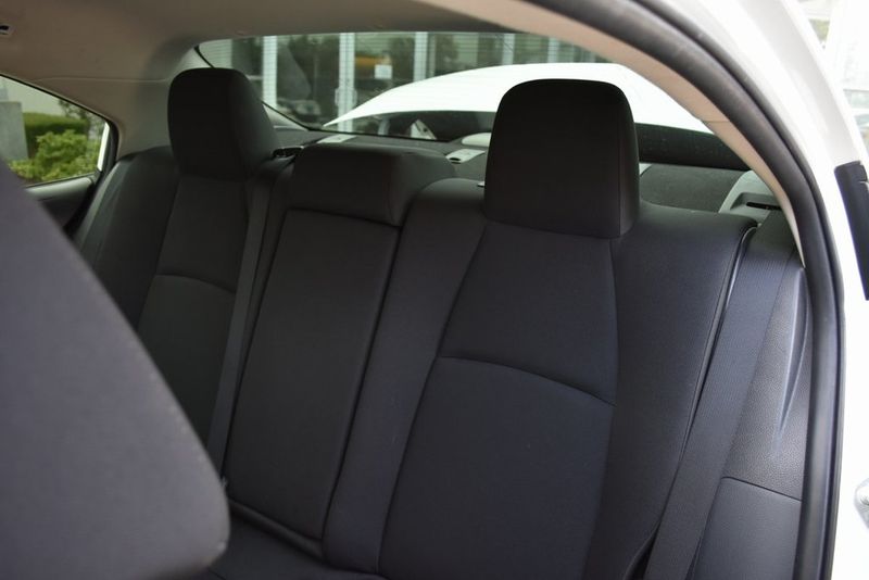 2022 Toyota Corolla LE photo 24