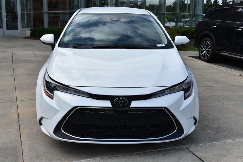 2022 Toyota Corolla LE photo 4
