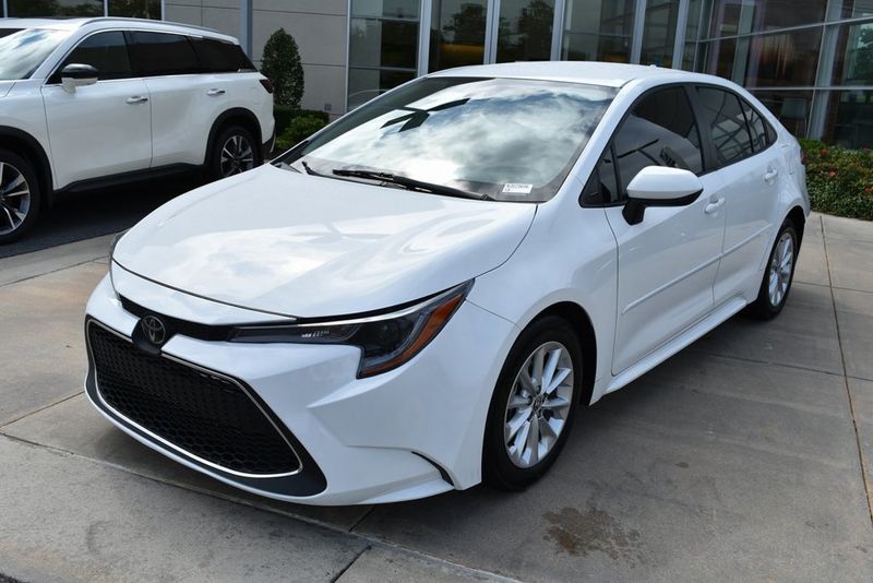 2022 Toyota Corolla LE photo 6