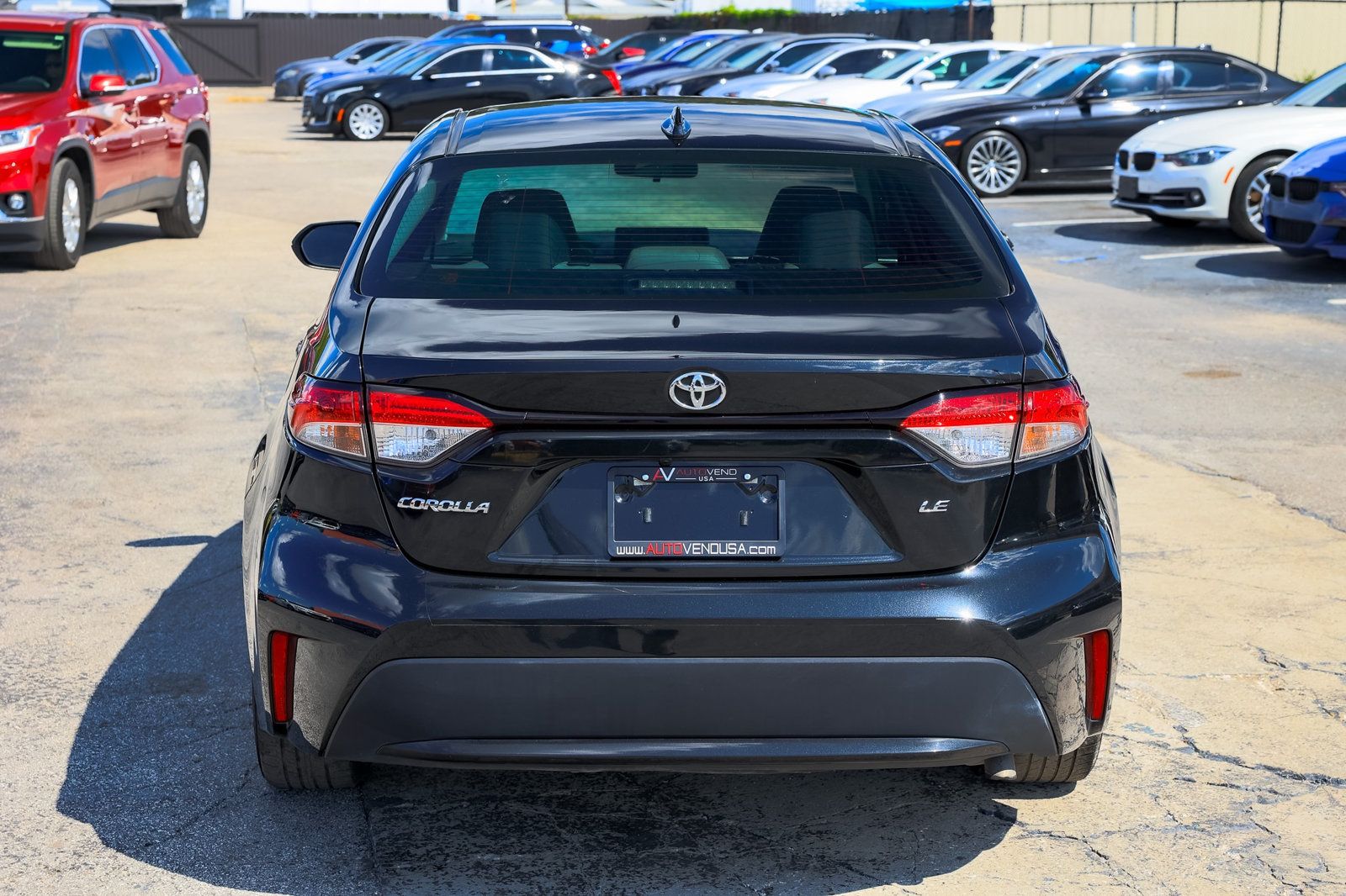 2022 Toyota Corolla LE photo 11