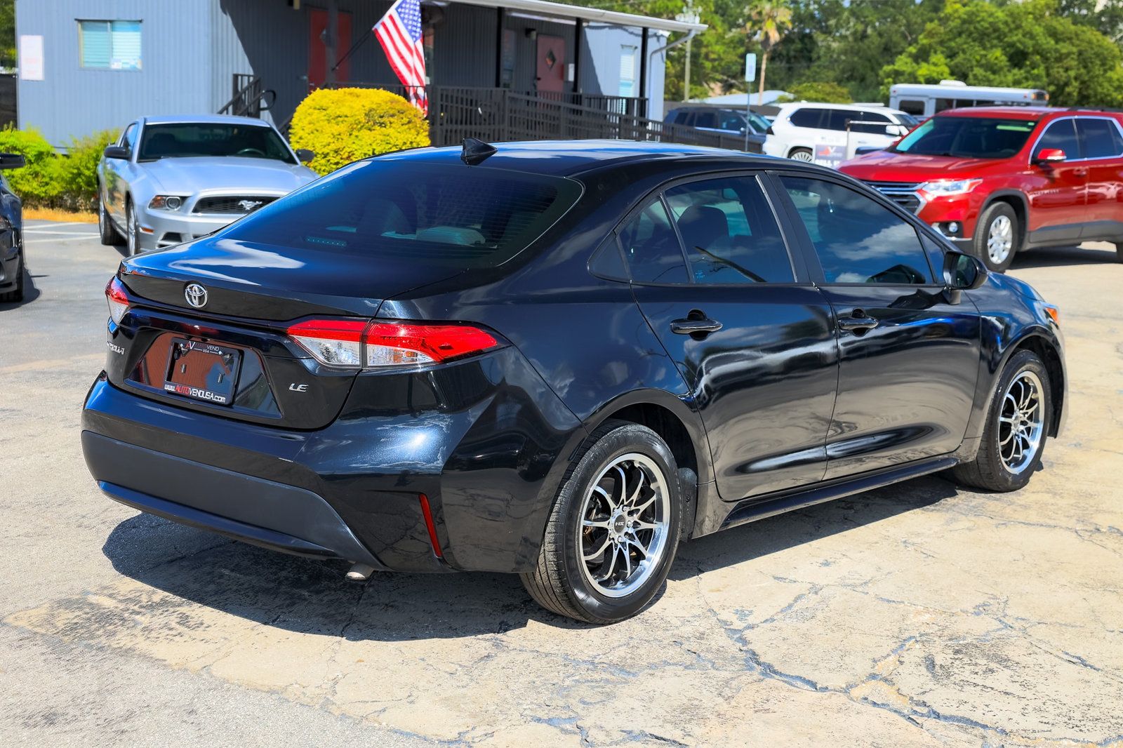 2022 Toyota Corolla LE photo 13