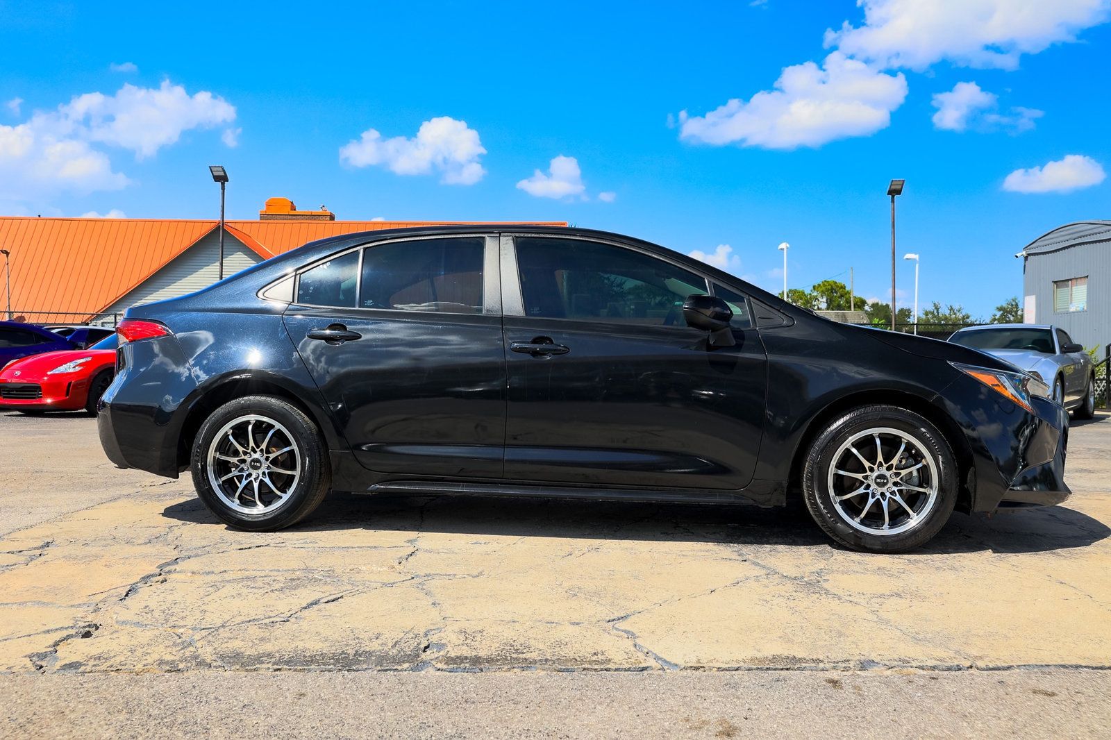 2022 Toyota Corolla LE photo 15