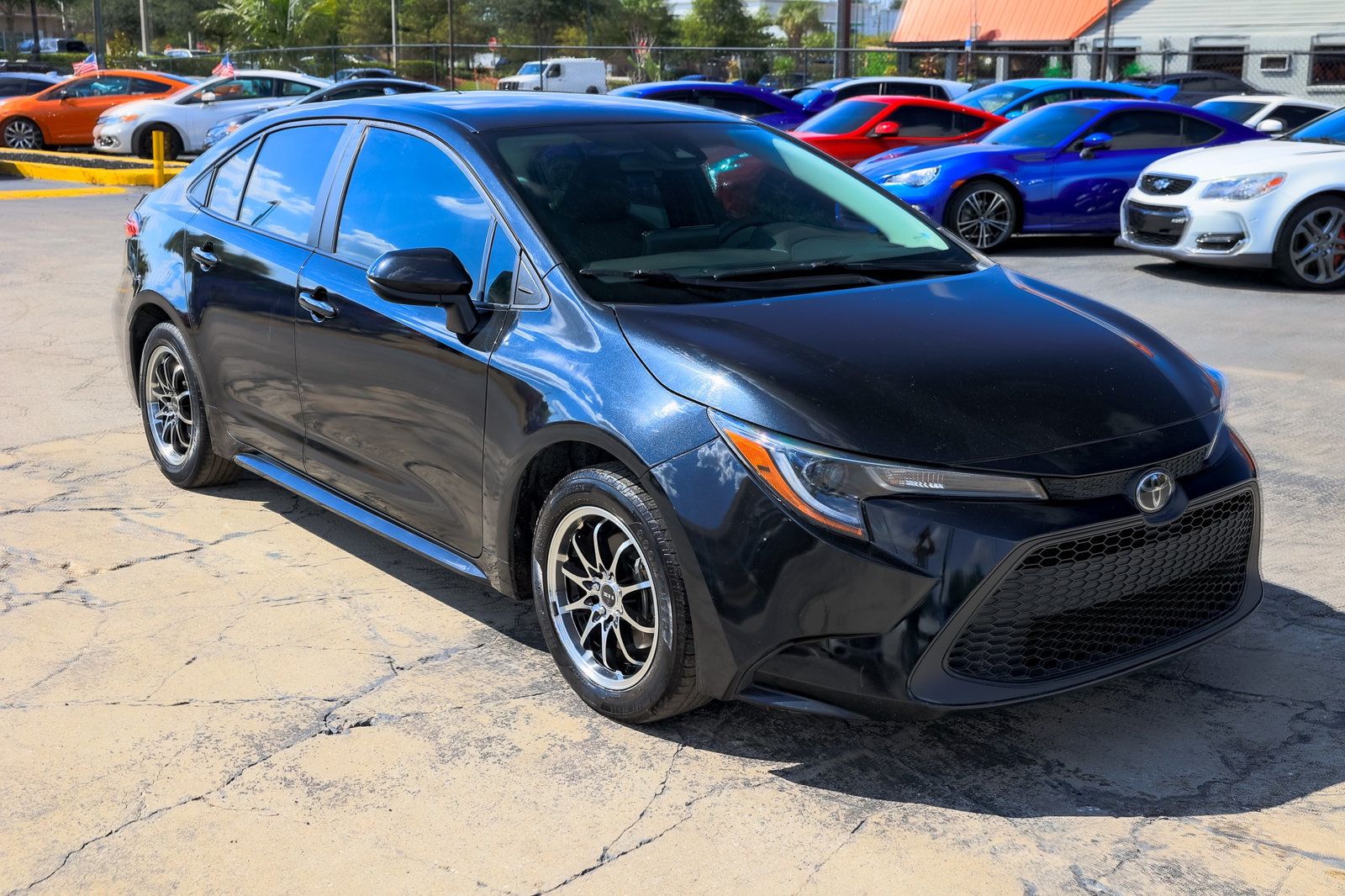 2022 Toyota Corolla LE photo 17