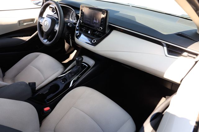 2022 Toyota Corolla LE CVT - 22919236 - 17