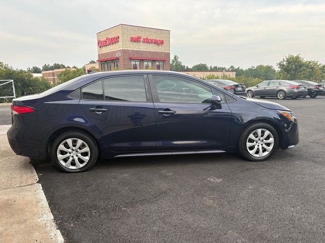 2022 Toyota Corolla LE CVT - 23067695 - 10