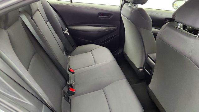 2022 Toyota Corolla LE CVT - 22977792 - 19
