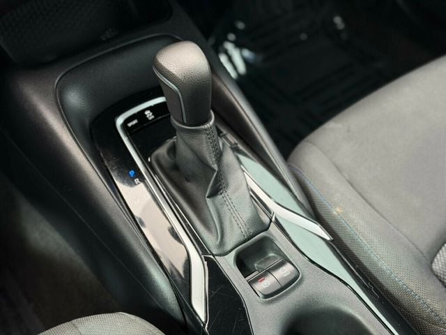 2022 Toyota Corolla SE CVT - 22981133 - 32