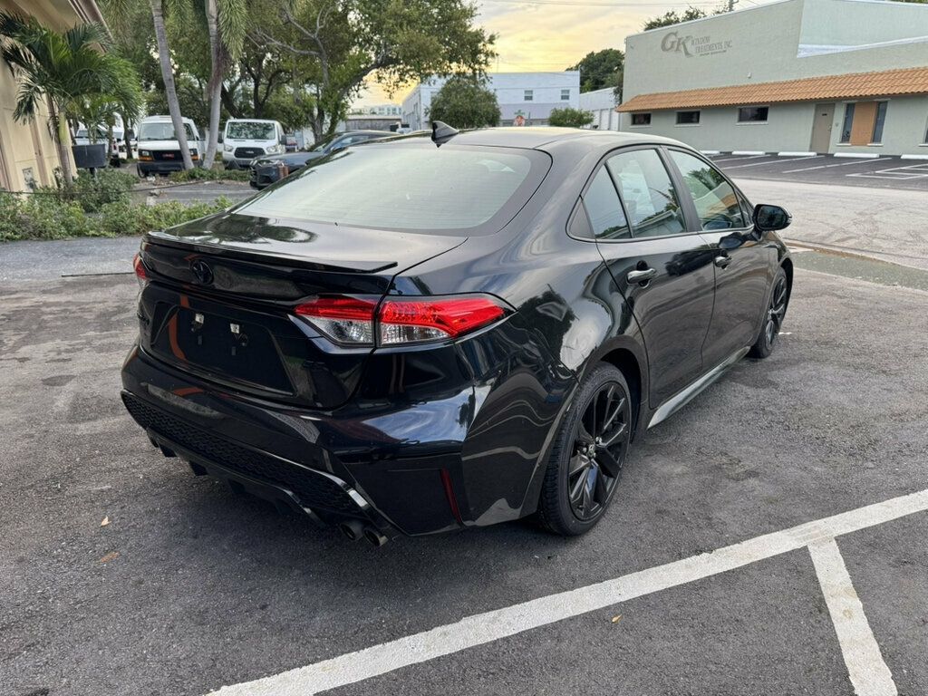 2022 Toyota Corolla SE Nightshade CVT - 23078458 - 5