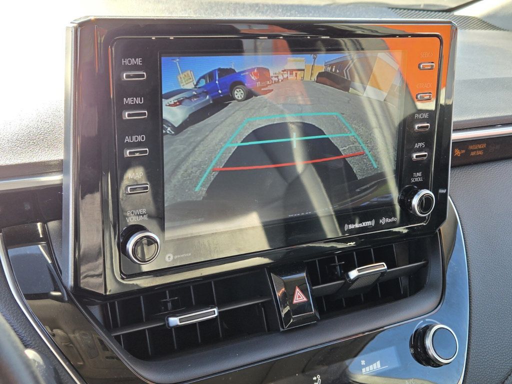 2022 Toyota Corolla XLE CVT - 22955615 - 17