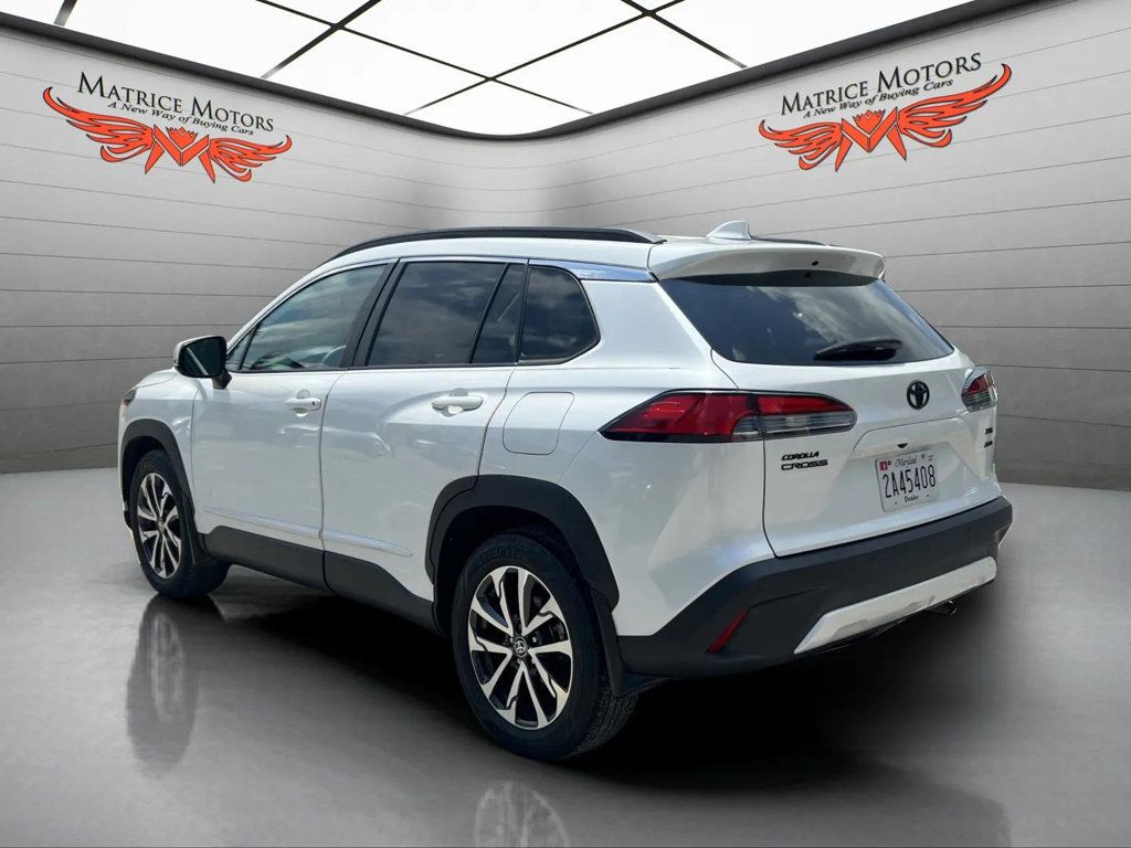 2022 Toyota Corolla Cross 2022 Toyota  Corolla Cross XLE 4WD - 22884522 - 3