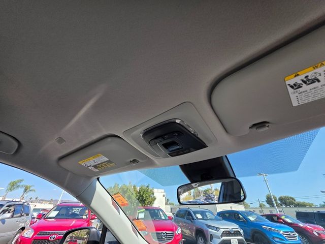 2022 Toyota Corolla Cross L 2WD - 22942490 - 11