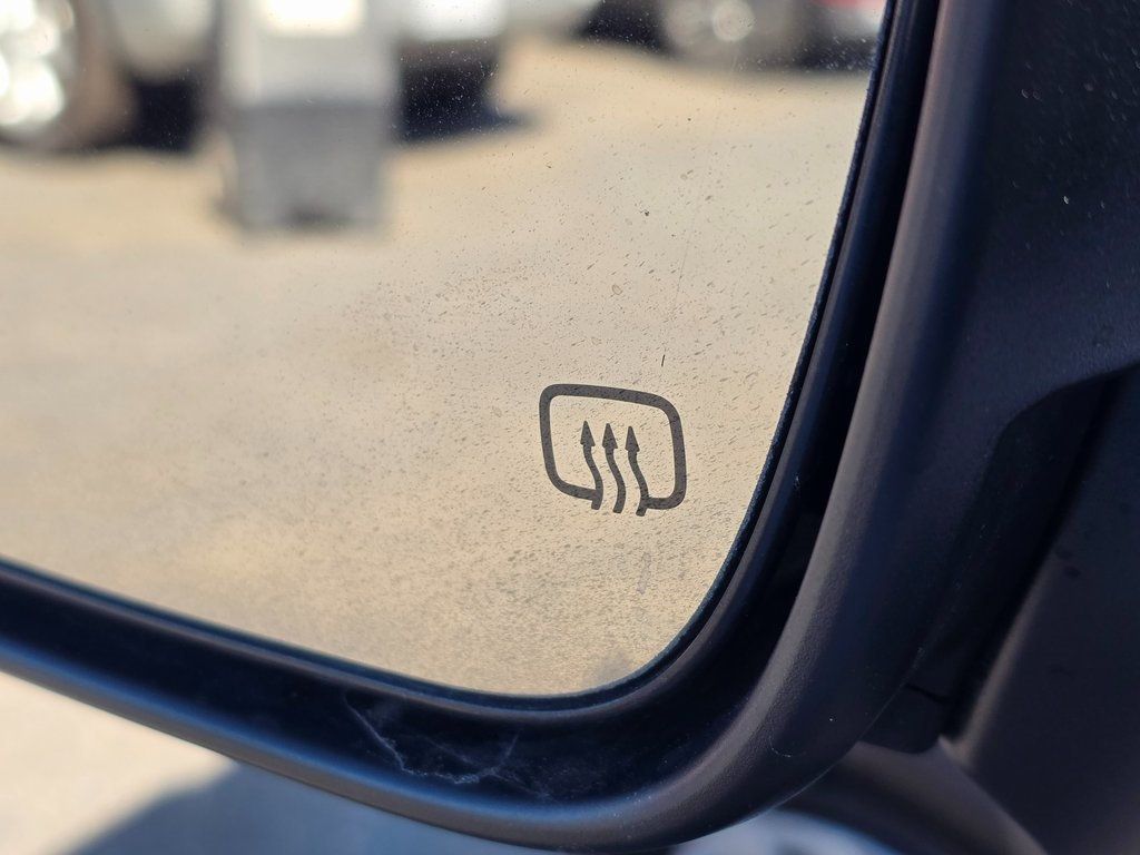 2022 Toyota Corolla Cross L 2WD - 22942490 - 23