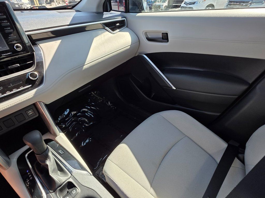 2022 Toyota Corolla Cross L 2WD - 22942490 - 37