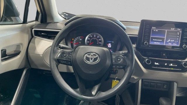2022 Toyota Corolla Cross L 4WD - 22990021 - 17