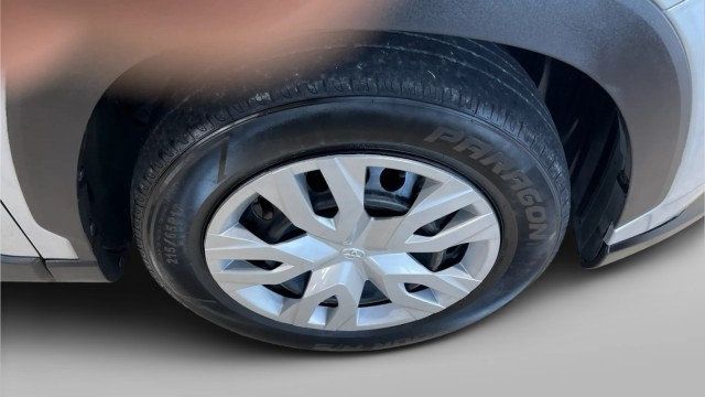 2022 Toyota Corolla Cross L 4WD - 22990021 - 19