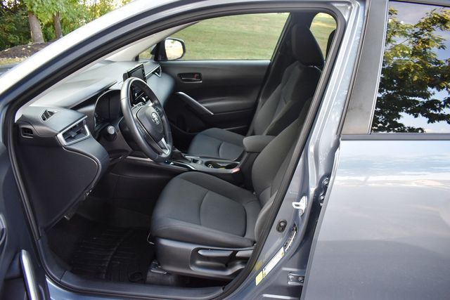 2022 Toyota Corolla Cross LE 2WD - 23073833 - 28