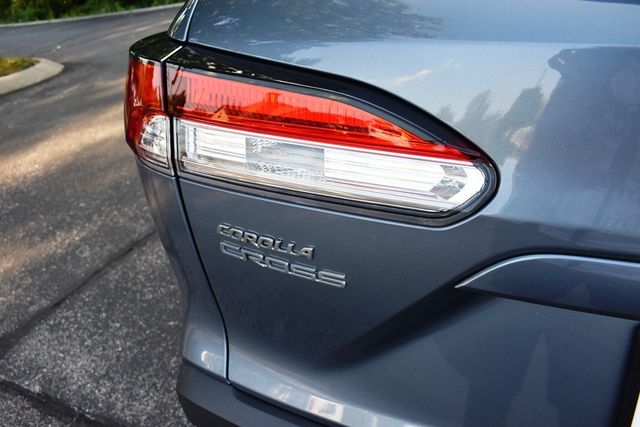 2022 Toyota Corolla Cross LE 2WD - 23073833 - 41