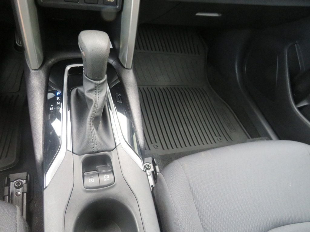 Toyota Corolla Cross photo 14