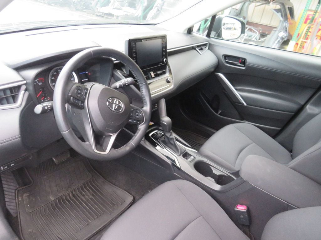 Toyota Corolla Cross photo 8