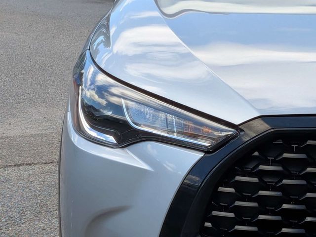 2022 Toyota Corolla Cross LE 4WD - 23071348 - 9