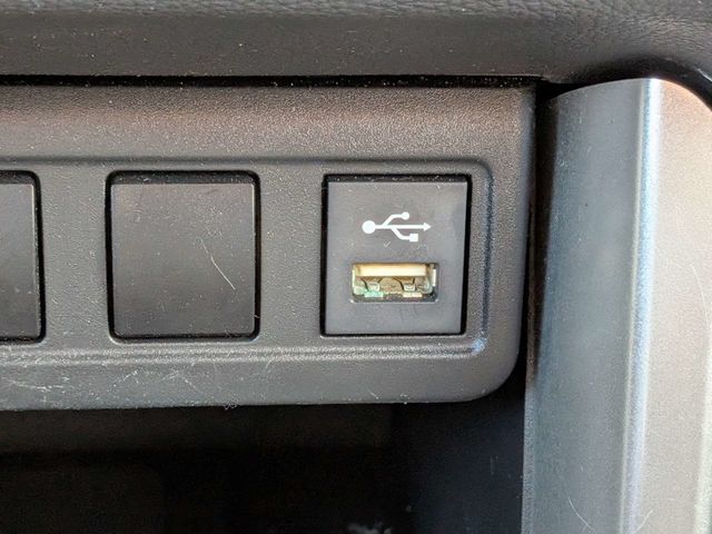 2022 Toyota Corolla Cross LE 4WD - 23071348 - 22