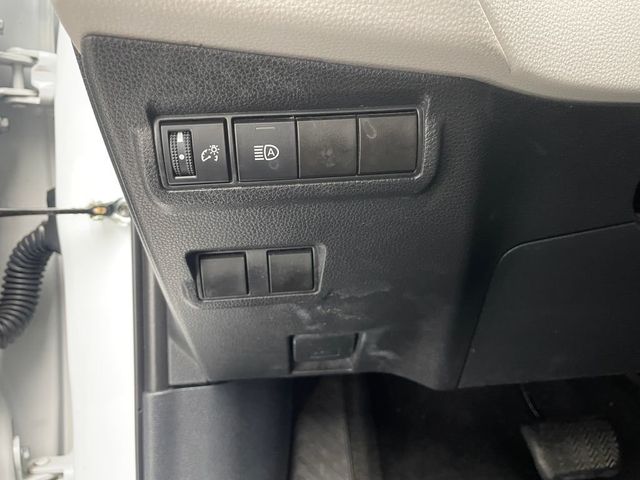 2022 Toyota Corolla Cross LE 4WD - 22945366 - 18