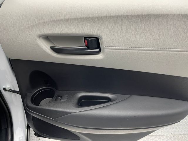 2022 Toyota Corolla Cross LE 4WD - 22945366 - 36