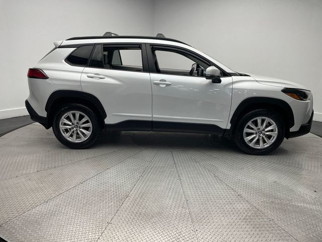 2022 Toyota Corolla Cross LE 4WD - 22945366 - 3