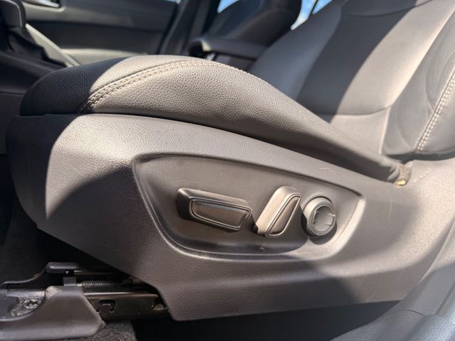 2022 Toyota Corolla Cross XLE 2WD - 23088576 - 10