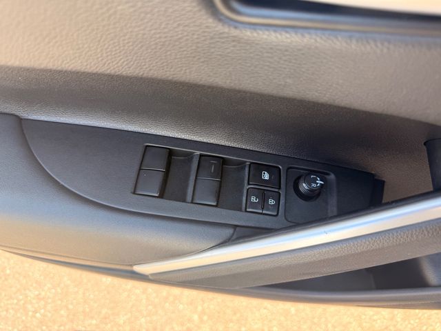 2022 Toyota Corolla Cross XLE 2WD - 23088576 - 7