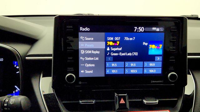 2022 Toyota Corolla Cross XLE 2WD - 23048481 - 17