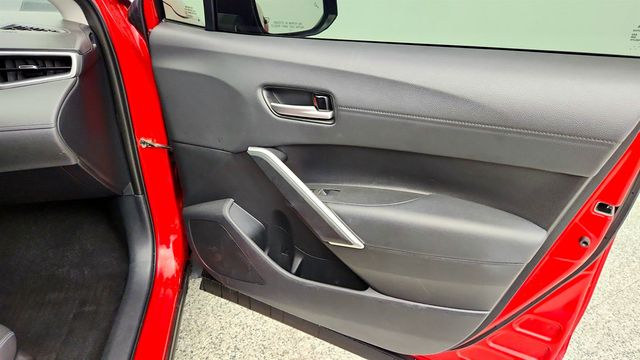 2022 Toyota Corolla Cross XLE 2WD - 23048481 - 24
