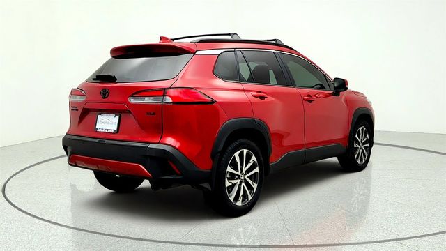 2022 Toyota Corolla Cross XLE 2WD w/ Moonroof & Power Back Door Pkg - 23048481 - 4