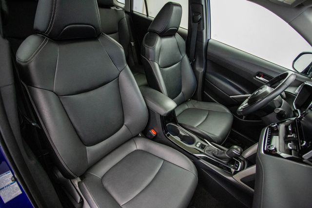 2022 Toyota Corolla Cross XLE 4WD - 22909726 - 20