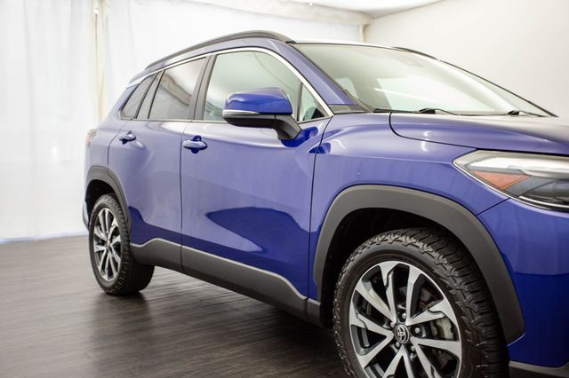 2022 Toyota Corolla Cross XLE 4WD - 22909726 - 33