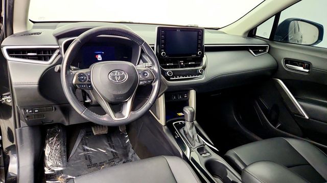 2022 Toyota Corolla Cross XLE 4WD - 23098947 - 11