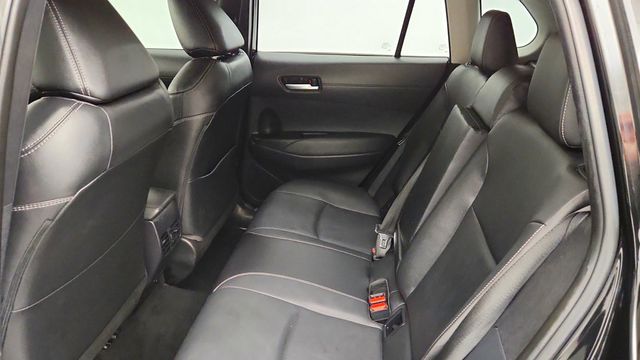 2022 Toyota Corolla Cross XLE 4WD - 23098947 - 18