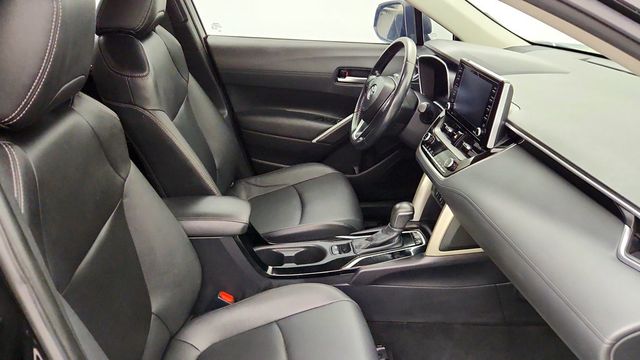 2022 Toyota Corolla Cross XLE 4WD - 23098947 - 21