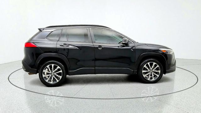 2022 Toyota Corolla Cross XLE 4WD - 23098947 - 3