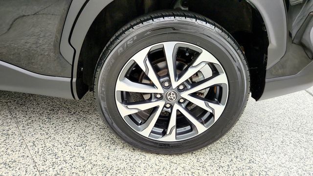 2022 Toyota Corolla Cross XLE 4WD - 23098947 - 8