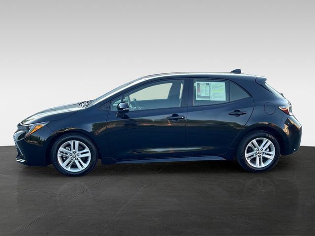 2022 Toyota Corolla Hatchback SE Manual - 23037714 - 1