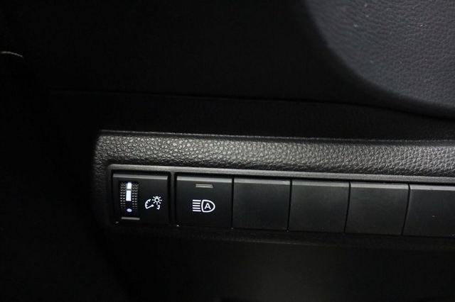 2022 Toyota Corolla Hatchback XSE - 23063264 - 30