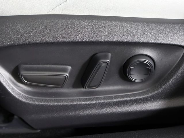 2022 Toyota Corolla Hatchback XSE CVT - 23001361 - 29