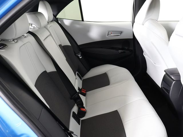 2022 Toyota Corolla Hatchback XSE CVT - 23001361 - 31