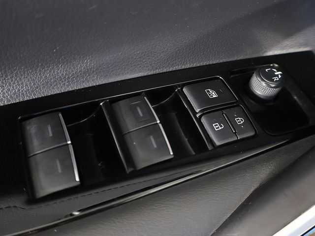 2022 Toyota Corolla Hatchback XSE CVT - 23001361 - 34