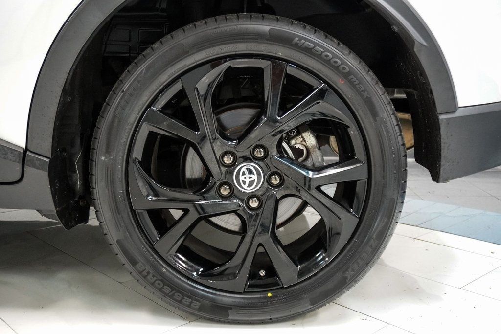 2022 Toyota C-HR Nightshade Edition photo 10
