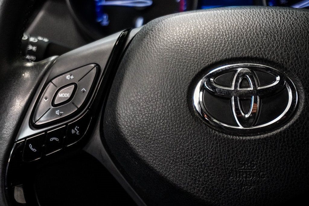 2022 Toyota C-HR Nightshade Edition photo 26